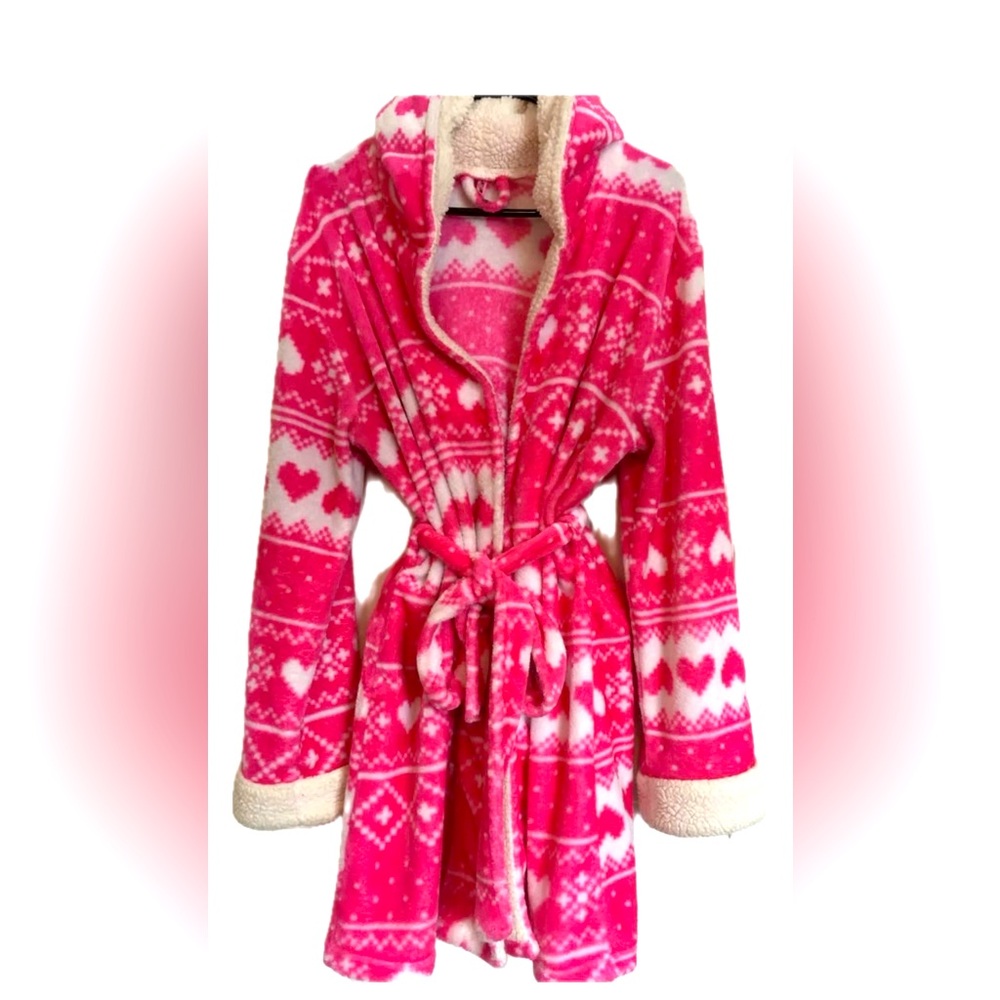 #Hearts #Pink and White Plush Robe